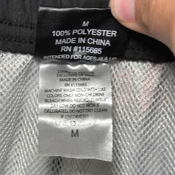 🌻Star Wars Men’s Board Shorts Swim Trunks size Medium - Picture 4 of 7